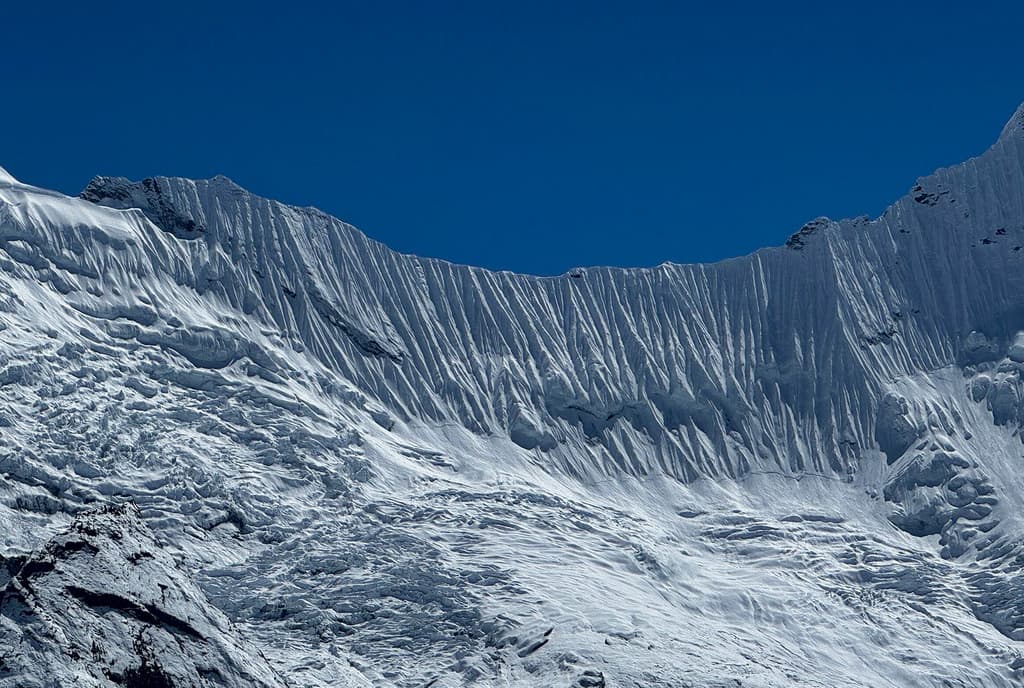 Glacier Views Everest High Ps Trek