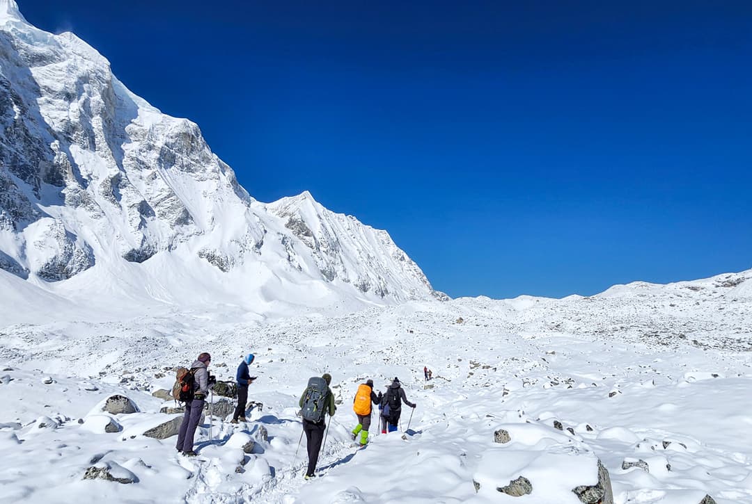Choose Manaslu Circuit Trek Witness Panorama From Larke La Pass