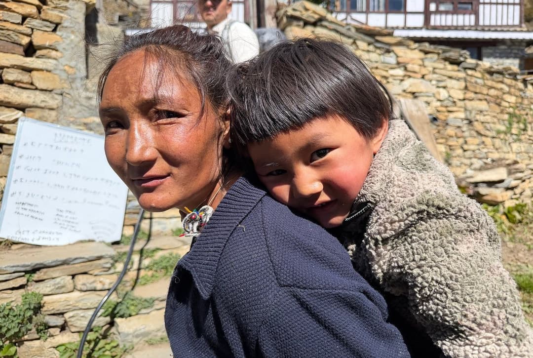 Local villagers of Annapurna Circuit