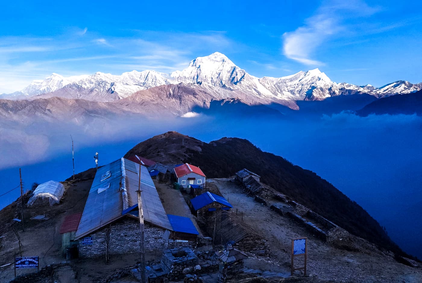 Panoramic-Mountain-View-from-Teahouse---Early-Morning--looks.jpg