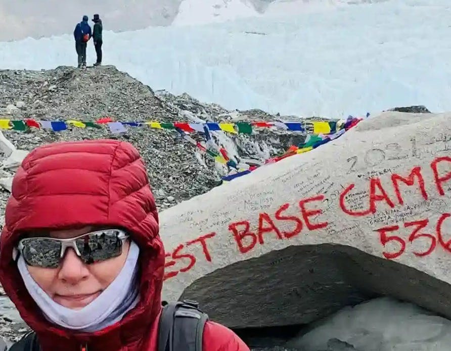 Guide to the Everest Base Camp